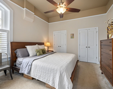 813 Brewer Avenue - Photo Thumbnail 15