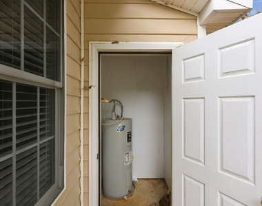85 Brookmere Drive - Photo Thumbnail 33