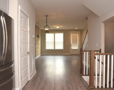 2791 Stone Rock Drive - Photo Thumbnail 8