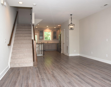 2791 Stone Rock Drive - Photo Thumbnail 5