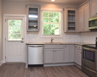 2791 Stone Rock Drive - Photo Thumbnail 9