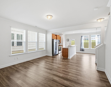 227 E Porthaven Way - Photo Thumbnail 13