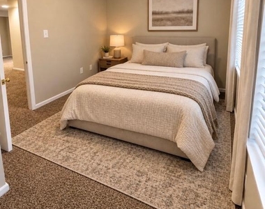 1438 Snyder Avenue - Photo Thumbnail 11