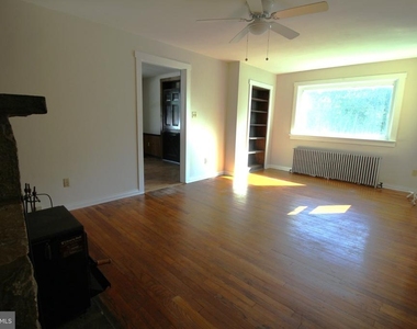 1227 Georgetown Road - Photo Thumbnail 7