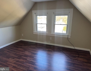 410 Folcroft Avenue - Photo Thumbnail 15