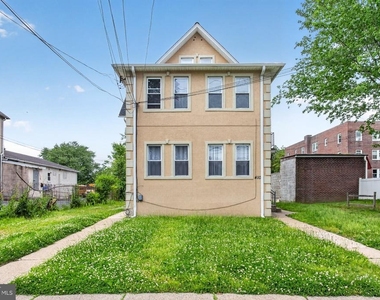 410 Folcroft Avenue - Photo Thumbnail 1