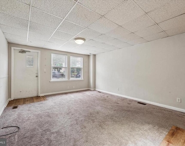 271 N Wycombe Avenue - Photo Thumbnail 8
