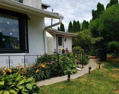9 Princeton Avenue - Photo Thumbnail 20