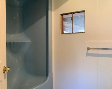 113 W Canal Street - Photo Thumbnail 12