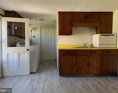 113 W Canal Street - Photo Thumbnail 10