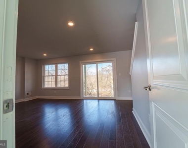 259 Red Leaf Lane - Photo Thumbnail 19