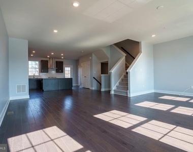 259 Red Leaf Lane - Photo Thumbnail 11