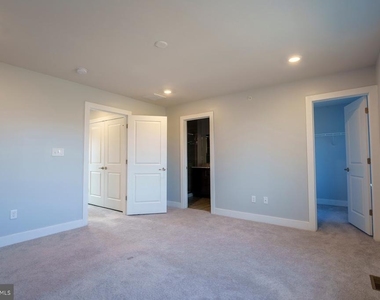 259 Red Leaf Lane - Photo Thumbnail 24