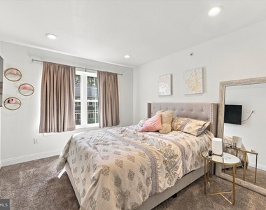 16728 River View Circle - Photo Thumbnail 8