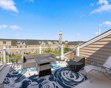 16728 River View Circle - Photo Thumbnail 13