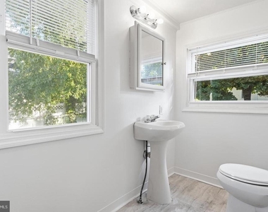 113 New Hillcrest Avenue - Photo Thumbnail 5