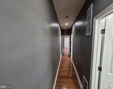 835 E State Street - Photo Thumbnail 5