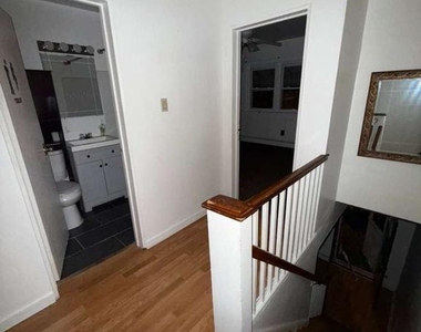 1316 Edgewood Avenue - Photo Thumbnail 5