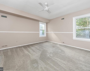 5 Madison Street - Photo Thumbnail 11