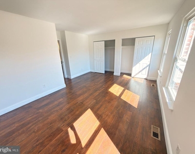 12 Corona Court - Photo Thumbnail 12