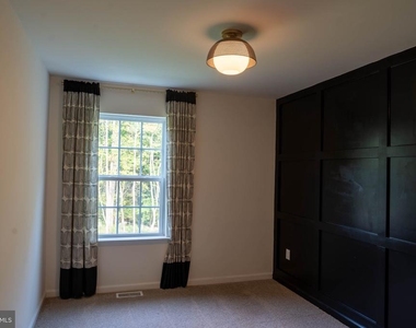 12 Whaler Drive - Photo Thumbnail 10