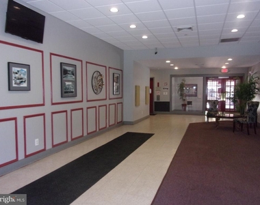 4038 Main Street - Photo Thumbnail 21