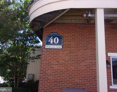 4038 Main Street - Photo Thumbnail 2