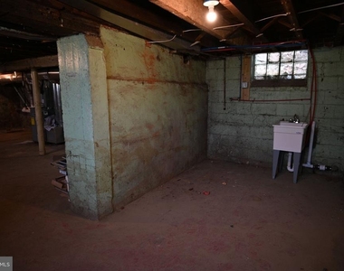 901 Fairview Street - Photo Thumbnail 23