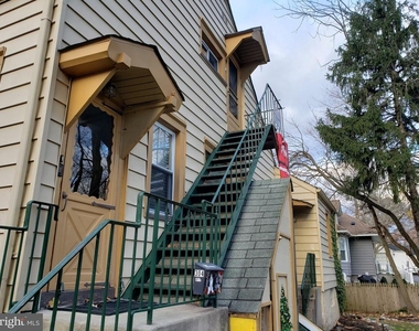 304 W Collings Avenue - Photo Thumbnail 11