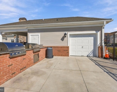 5323 Palomino Court - Photo Thumbnail 25