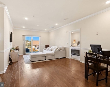 5323 Palomino Court - Photo Thumbnail 1
