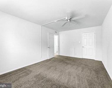 4606 Aberdeen Lane - Photo Thumbnail 13