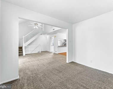 4606 Aberdeen Lane - Photo Thumbnail 7