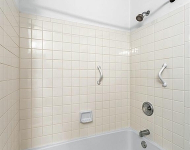 4606 Aberdeen Lane - Photo Thumbnail 15