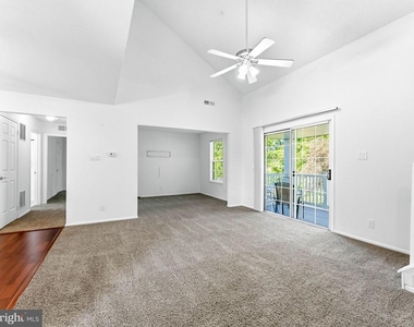 4606 Aberdeen Lane - Photo Thumbnail 6