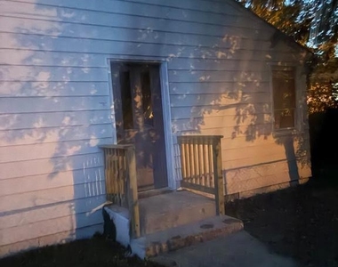288 Colfax Street - Photo Thumbnail 4