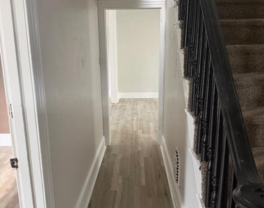 223 S 4th Street - Photo Thumbnail 2
