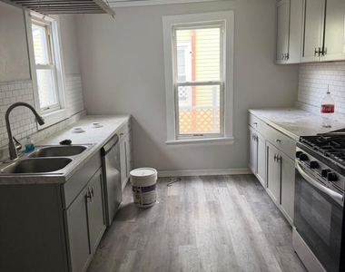 223 S 4th Street - Photo Thumbnail 6