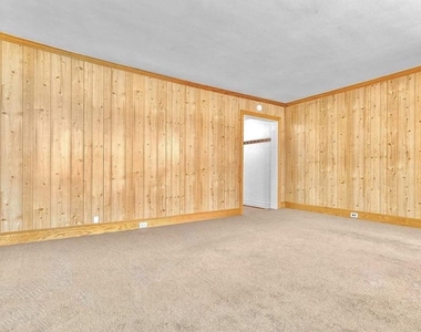 117 S Pavilion Avenue - Photo Thumbnail 3