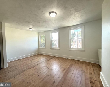 116 E Broad Street - Photo Thumbnail 12