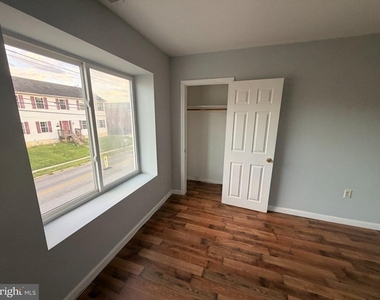 7 E Mill Road - Photo Thumbnail 7