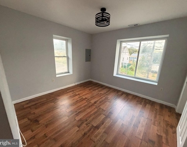 7 E Mill Road - Photo Thumbnail 6