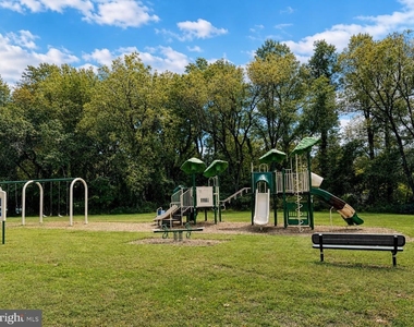 1605 Woodhollow Drive - Photo Thumbnail 25