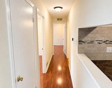 1605 Woodhollow Drive - Photo Thumbnail 15