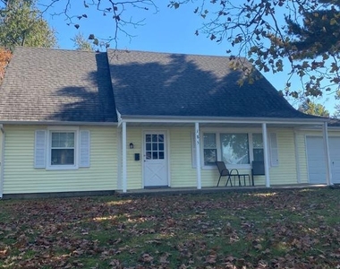 185 Hazelwood Circle - Photo Thumbnail 1