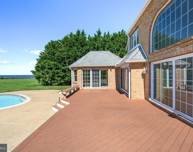 309 Blue Bay Road - Photo Thumbnail 16