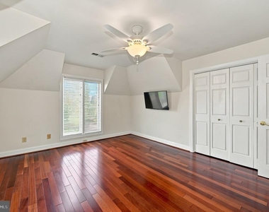 309 Blue Bay Road - Photo Thumbnail 27