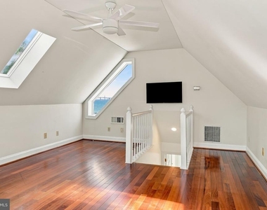 309 Blue Bay Road - Photo Thumbnail 33