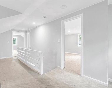 6902 21st Avenue - Photo Thumbnail 19