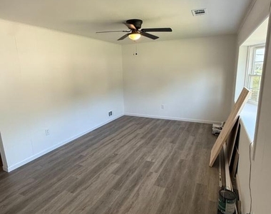 10315 Angora Drive - Photo Thumbnail 10